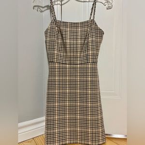 Aritzia Wilfred Mini Structured Dress